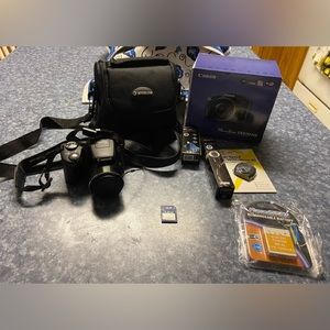 Canon Powershot SX510 HS digital camera and accessories